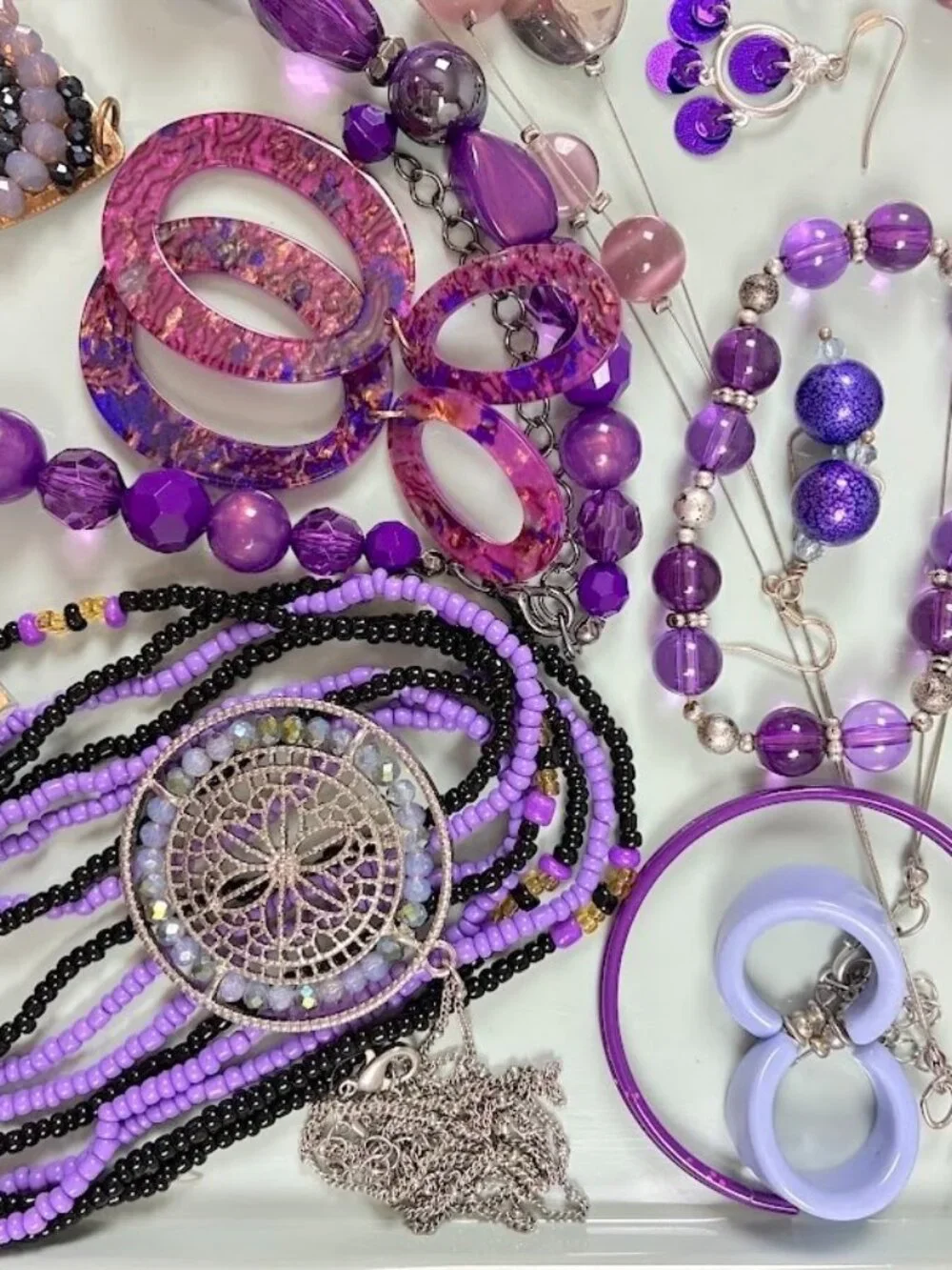 Unbranded jewelry lot